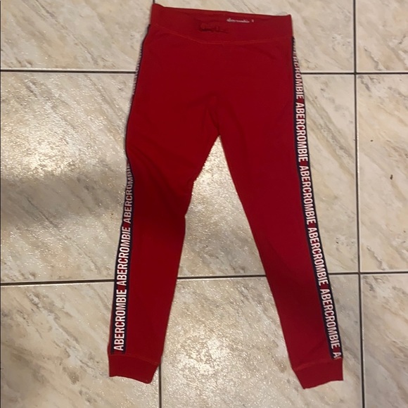 Abercrombie kids sweats they fit like leggings!!